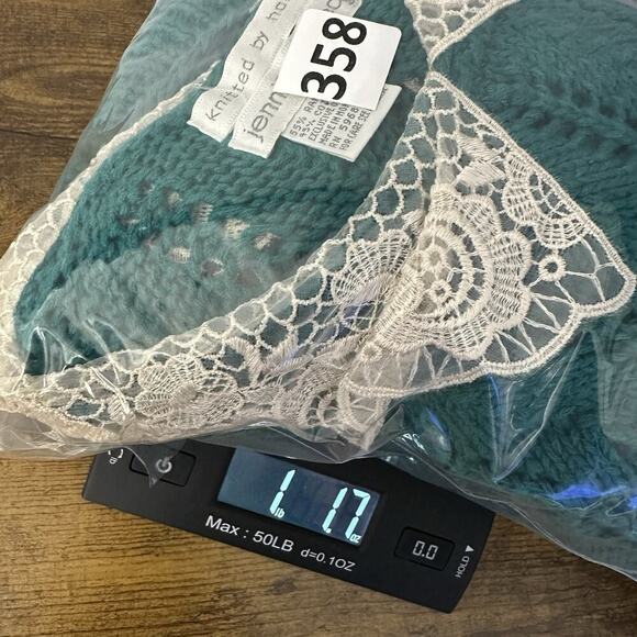 Vtg Hand Knit Crochet Sweater Womens S Green Lace Collar Cottage Modest Coquette - Picture 11 of 11